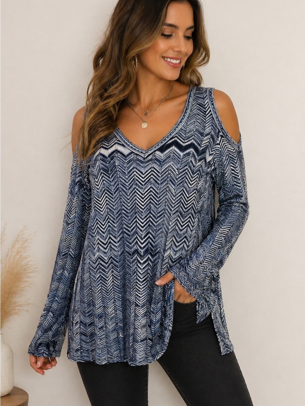 White House Black Market Chevron Knit Cold Shoulder Top Blue XS